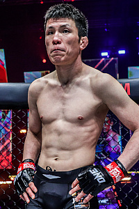 Shinya 'Tobikan Judan' Aoki